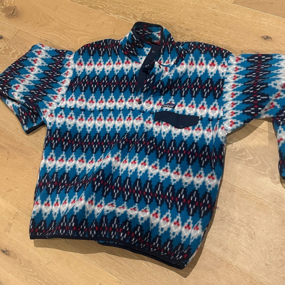 Patagonia Men's Pullover  - Blue, Red, and White Pattern